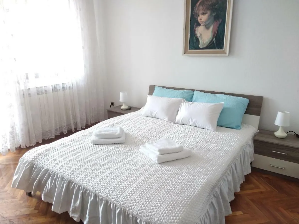Apartments Valbandon Fazana